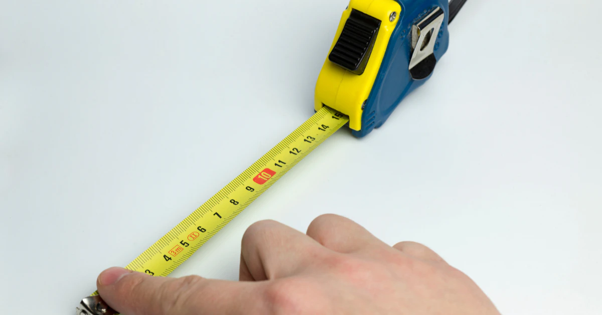 Tape measure showing height measurement in centimeters